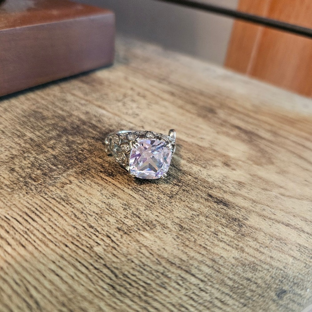 Cushion Cut Filigree Statement Ring Women Size 7.5 Sterling Silver Lavender